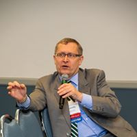 Károly Jókay in discussion