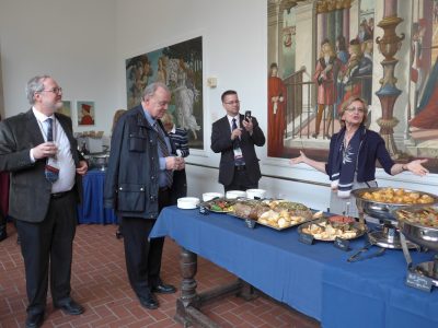 Welcome to the sumptuous table! (L-R: Robert Eshbach, István Kun-Szabó, Ákos Jarjabka and Klára Papp)