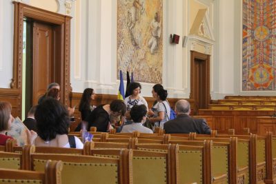 Gathering for the plenary session in the Aula Magna, Babe? - Bolyai University