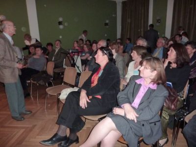 Participation from the audience in the Q&E session